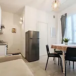 Octopushome Apartment Bari